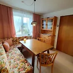 Boehmerwald Fun 度假居 *